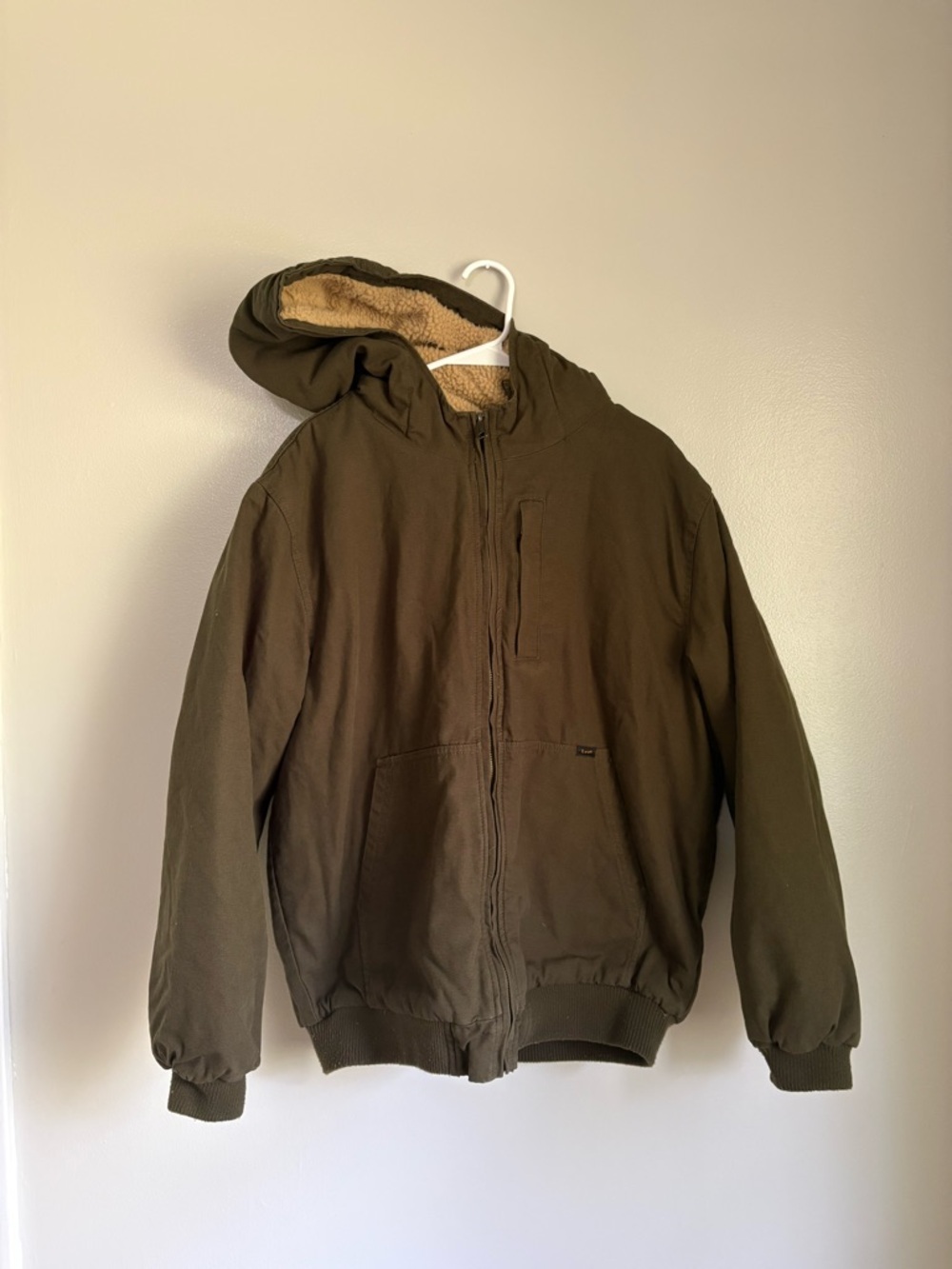 Men's Hooded Sherpa-Lined Jacket in Olive